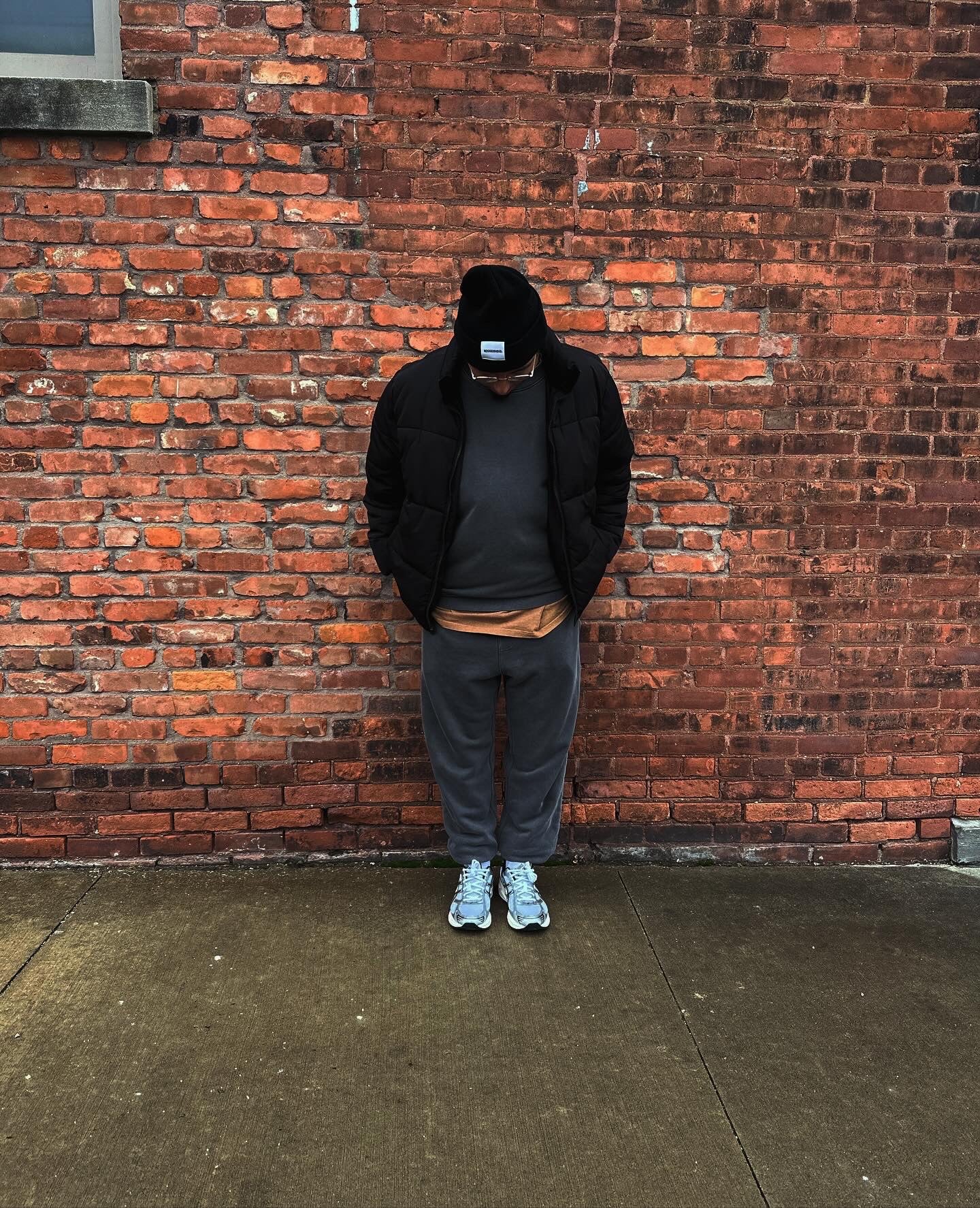 VINTAGE GREY CREWNECK