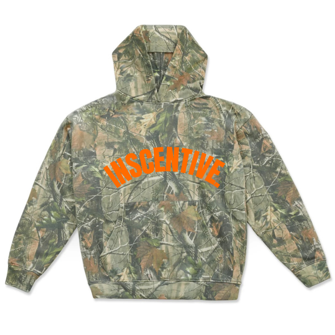 leisure camo hoodie. high quality hoodie made with 100% cotton. luxury and soft hoodie with an impressive real tree camo design. 