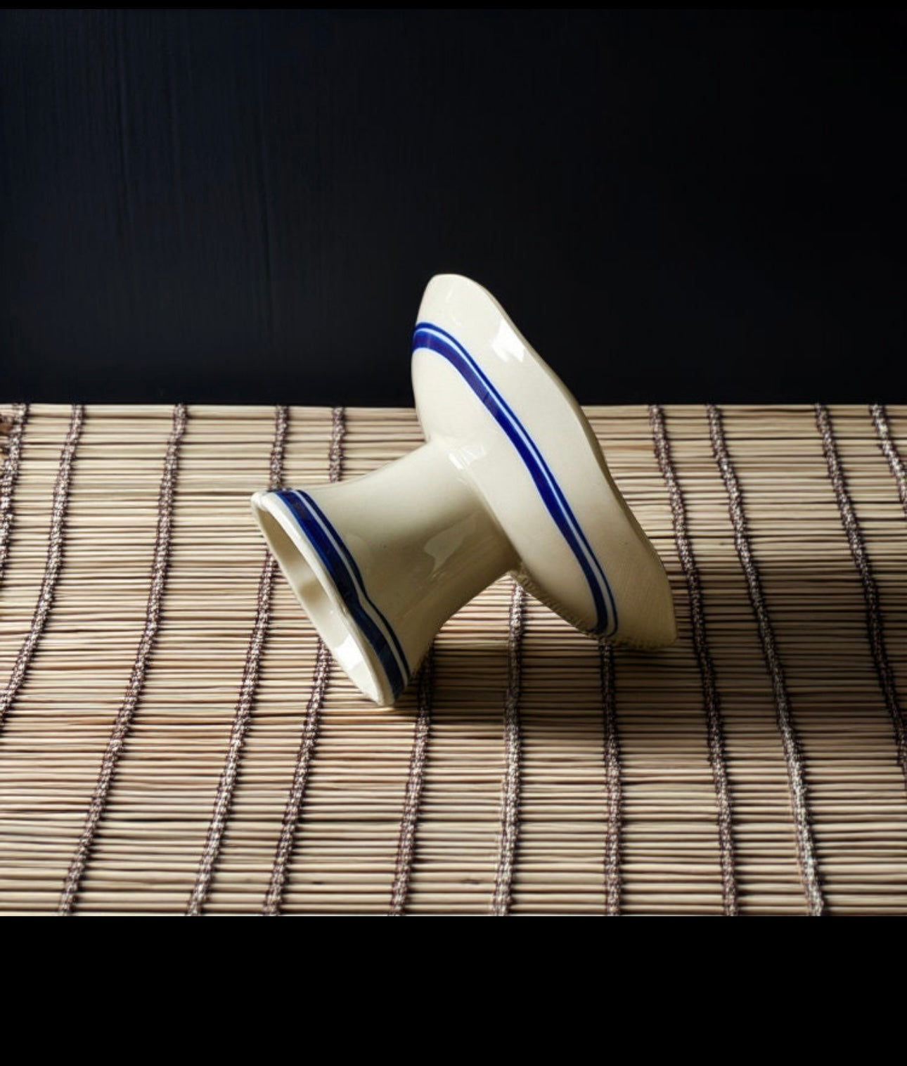 inscentive ceramic pedestal dish