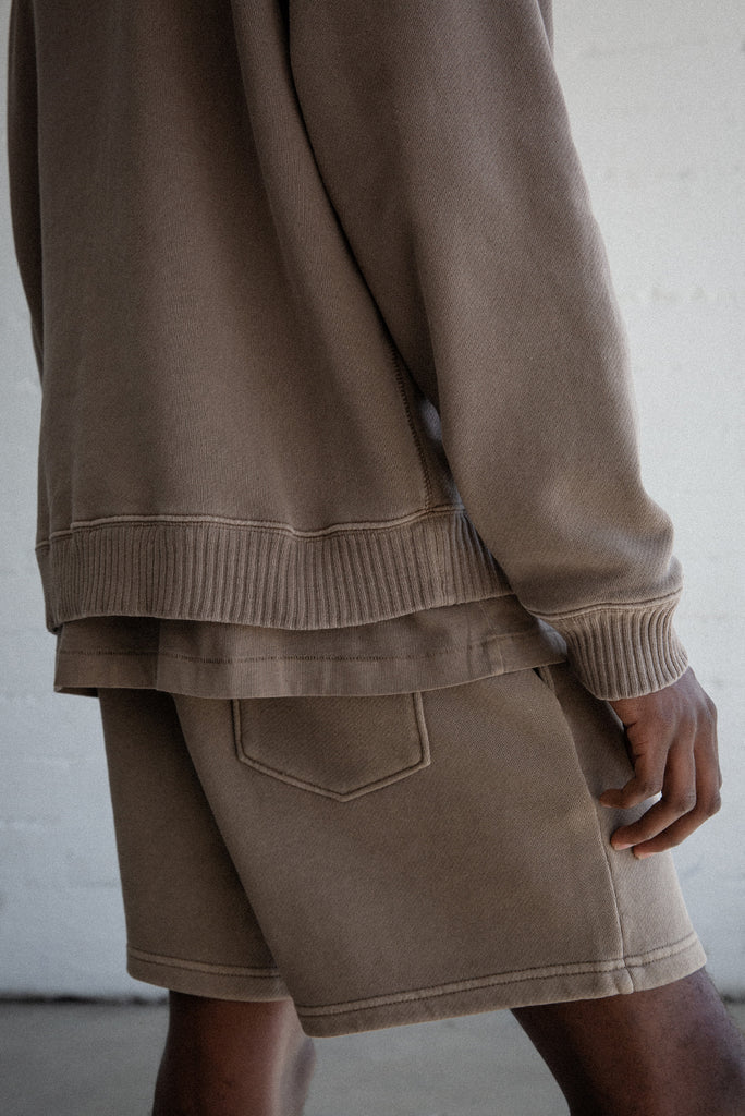 VINTAGE BROWN SWEAT SHORTS