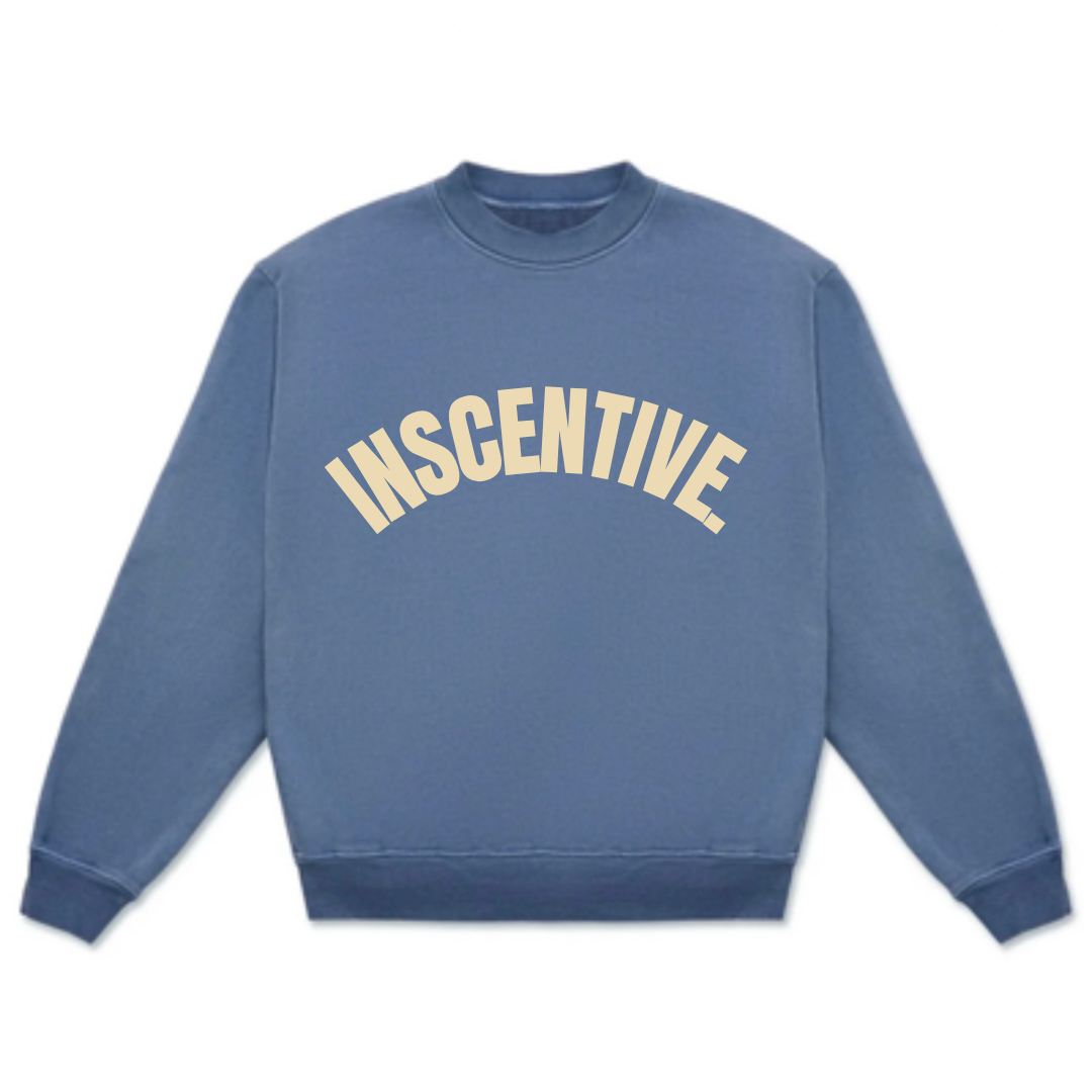 inscentive vintage crewneck. slightly oversized. 